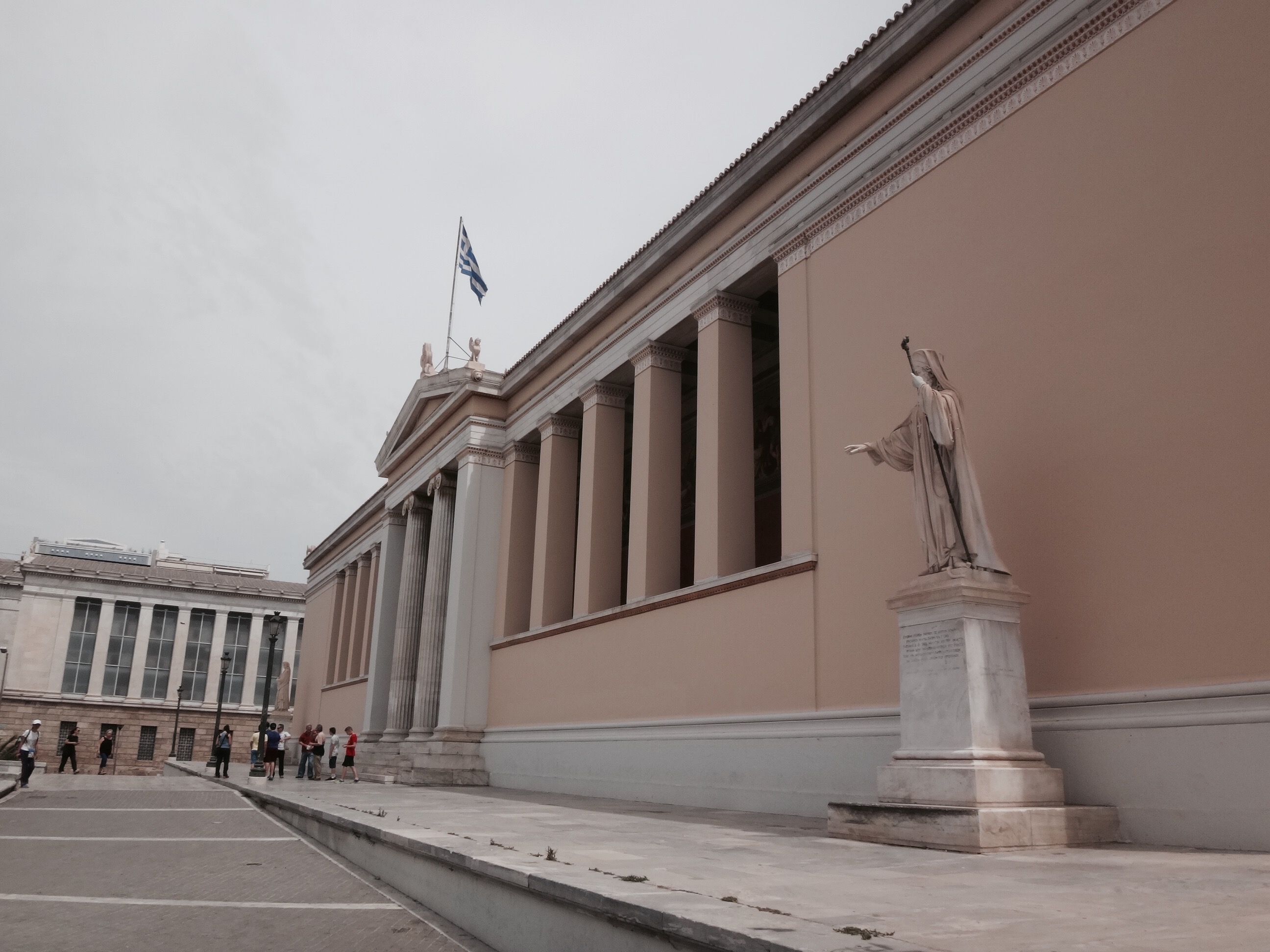 athen universität statue